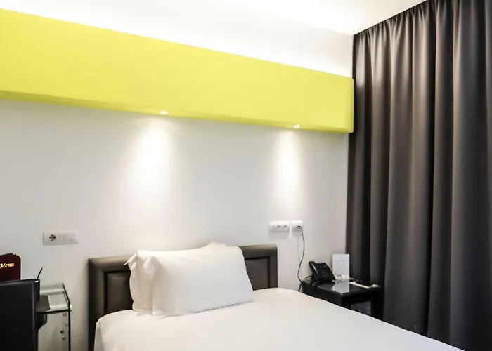 Loto Business Hotel 4*