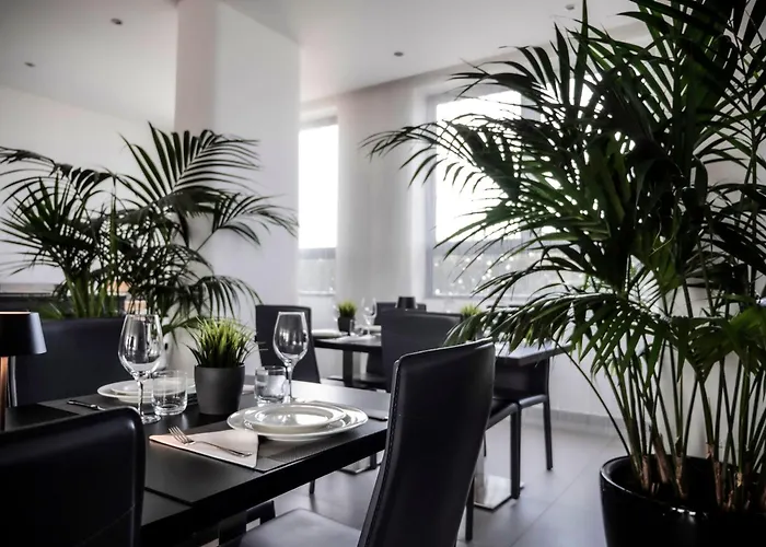 Loto Business Hotel 4*